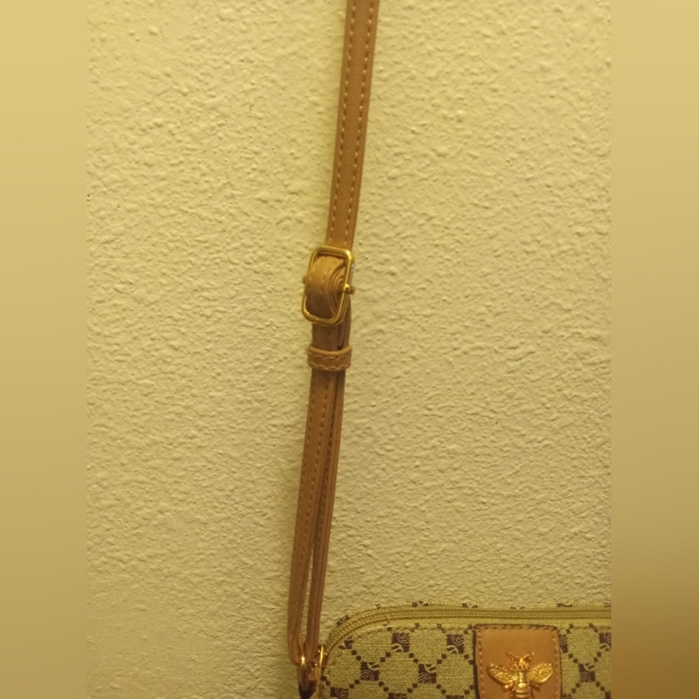 ("ALREADY GONE") CROSSBODY PURSE - Picture 7 of 11